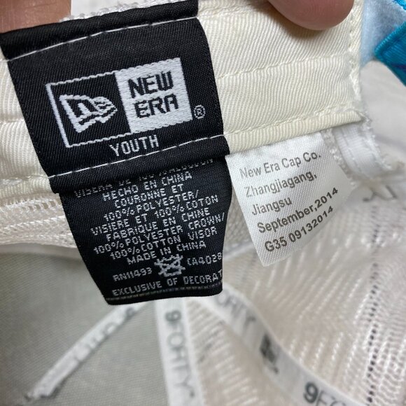 New York Yankees New Era Trucker Hat Mesh Cap Strap Back Multicolor Youth Size - Picture 8 of 9